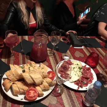 Travel Bar - Pan y jamon - Party & Event Planning Near Me - Barcelona, B Travel Bar - Pan y jamon - Party & Event Planning Near Me - Barcelona, B