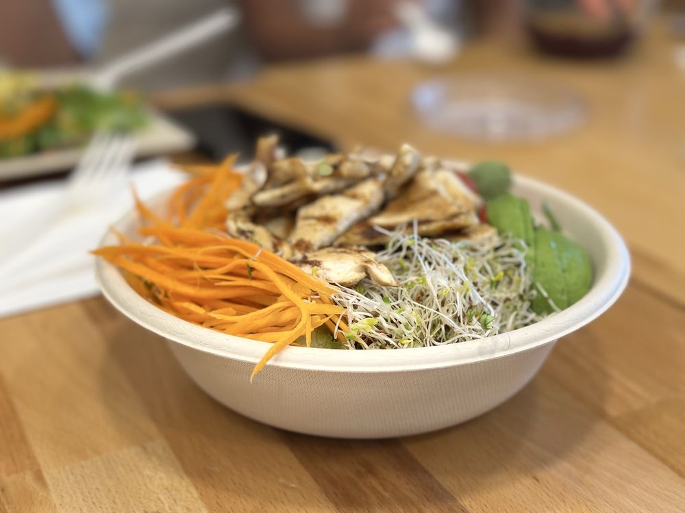 Four Oaks Cafe & Juice Bar