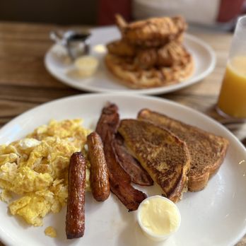 Pinecrest Diner - Combo - Diners Near Me - San Francisco, California Pinecrest Diner - Combo - Diners Near Me - San Francisco, California