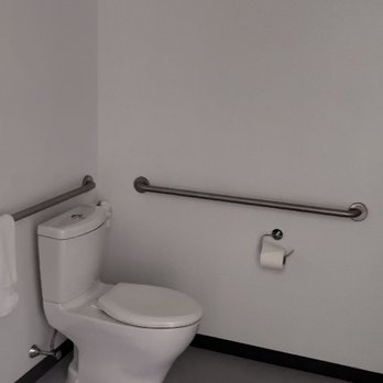 YOTEL Boston - Small toilet by efficient - Hotels Near Me - Boston, Massachusetts YOTEL Boston - Small toilet by efficient - Hotels Near Me - Boston, Massachusetts