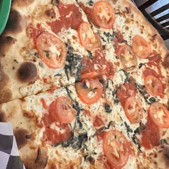 J. Dolan's - Margherita Pizza - Pizza Near Me - Honolulu, Hawaii