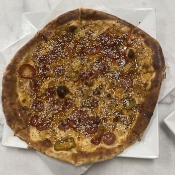 786 Degrees - BumbleBee Sting with vegan cheese! - Pizza Near Me - Los Angeles, California