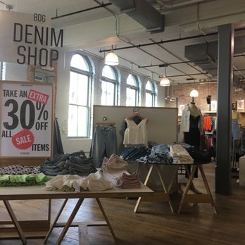 Urban Outfitters - Women's Clothing Near Me - Savannah, Georgia