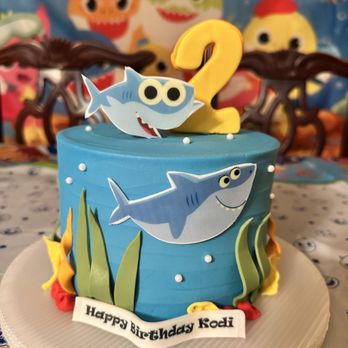 CheyBerries - Second year in a row we get our cake with Chey. She knocked it out of the park again. - Custom Cakes Near Me CheyBerries - Second year in a row we get our cake with Chey. She knocked it out of the park again. - Custom Cakes Near Me