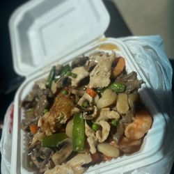 Golden Phoenix - Combination Egg foo young