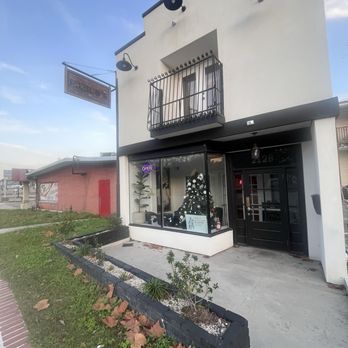Pablo’s A South American Taste - Outside, their front door looks out at Front Street. - Latin American Near Me - Slidell, Louisiana Pablo’s A South American Taste - Outside, their front door looks out at Front Street. - Latin American Near Me - Slidell, Louisiana
