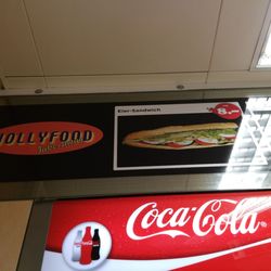Hollyfood - Advertisement