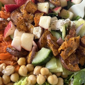 Soma Salads - Create Build Your Own Salad - Salad Near Me - New York, New York Soma Salads - Create Build Your Own Salad - Salad Near Me - New York, New York
