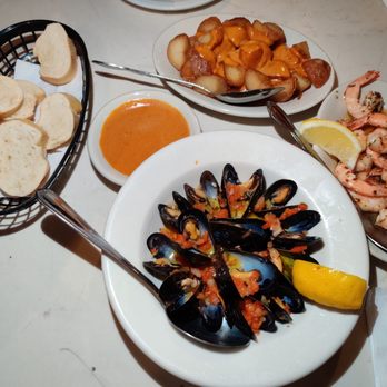Picaro - - bread and sauxe - garlic shrimp - patatas bravas - steamed mussels in sauce - Spanish Near Me - San Francisco, California Picaro - - bread and sauxe - garlic shrimp - patatas bravas - steamed mussels in sauce - Spanish Near Me - San Francisco, California