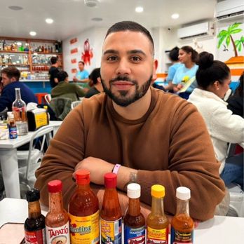 Mariscos El Submarino - Seafood Near Me - Jackson Heights, New York