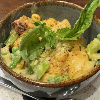 GRANVILLE - Catering Uptown Mac & Cheese - New American Near Me - Studio City, California GRANVILLE - Catering Uptown Mac & Cheese - New American Near Me - Studio City, California