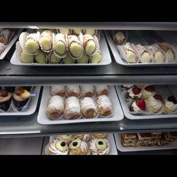 Emily's Bakery - Bakeries Near Me - Woodbridge, Ontario