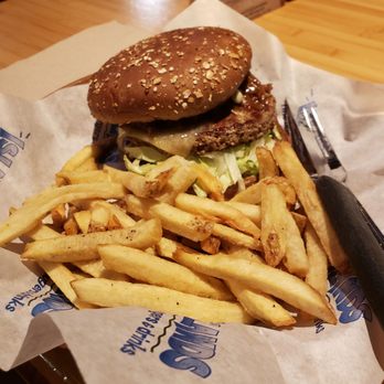 Islands Restaurant - Sports Bars Near Me - Irvine, California