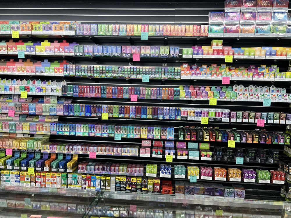 64 SMOKE SHOP Updated October 2024 10 Photos 775 Wayne Rd