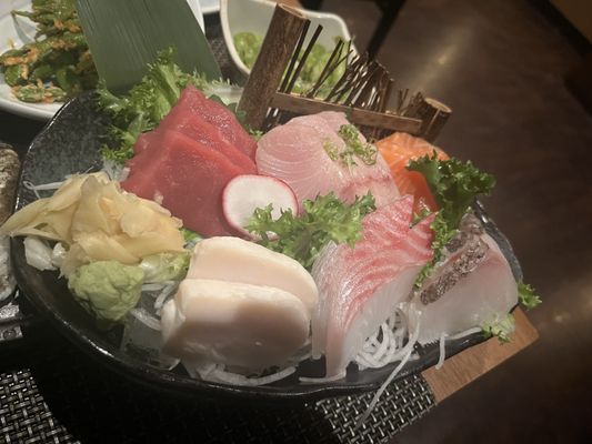 Bayridge Sushi by null