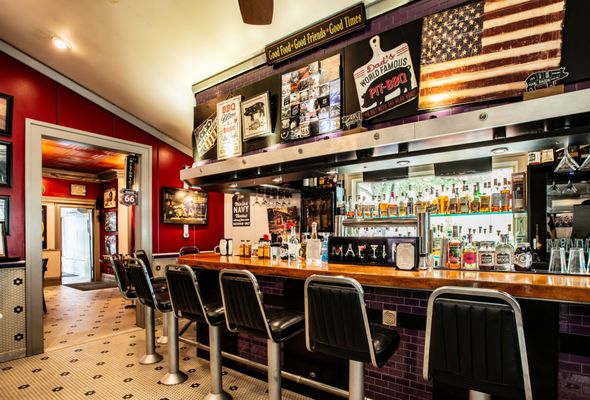 Smoky Rock BBQ by null