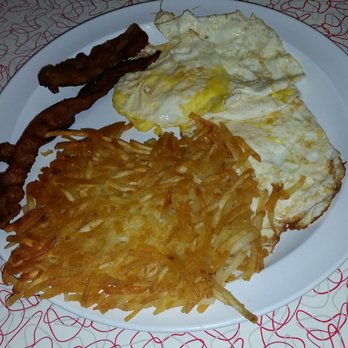 Spencer's Grill - Crispy Hashbrowns, eggs and bacon - Breakfast & Brunch Near Me - Kirkwood, Missouri Spencer's Grill - Crispy Hashbrowns, eggs and bacon - Breakfast & Brunch Near Me - Kirkwood, Missouri