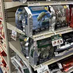 Pet Station - Truckee