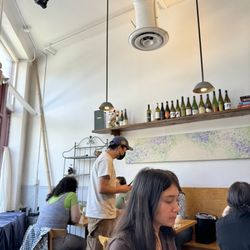 Azay - Small seating indoors