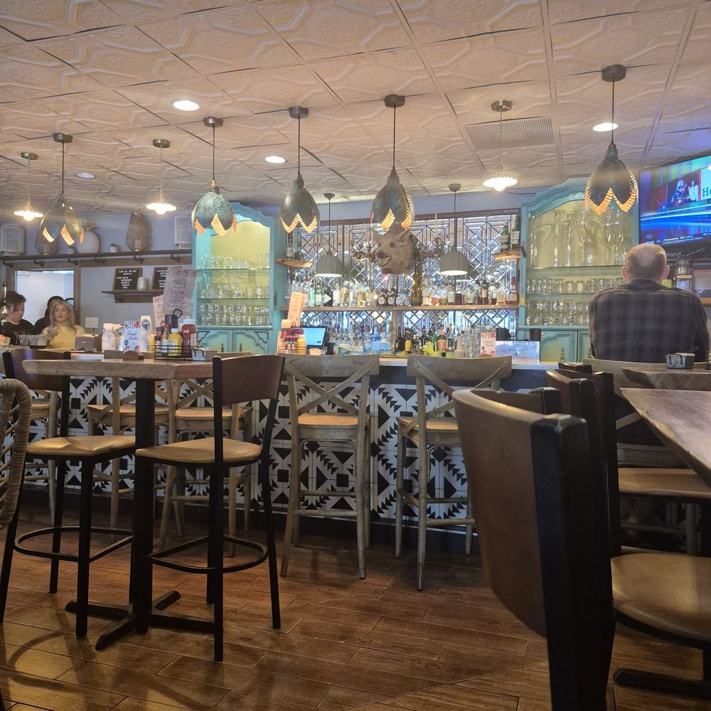 Bay Local Eatery - Bar Set up - New American Near Me - Virginia Beach, Virginia