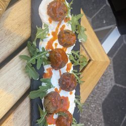 Caffe Vergnano 1882 - Vegetarian meatballs with creamy cheese