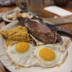 Cracker Barrel Old Country Store