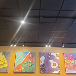 Keke's Breakfast Cafe - Wall decor 7/3/2023