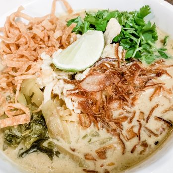 Sweet Rice - Khao soi with chicken - Thai Near Me - Gardena, California