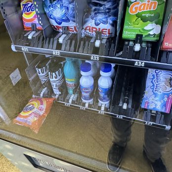 Bronson Laundromat - Laundromat Near Me - Los Angeles, California