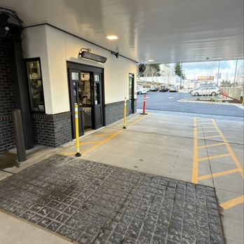 Chick-fil-A - Fast Food Near Me - Shoreline, Washington