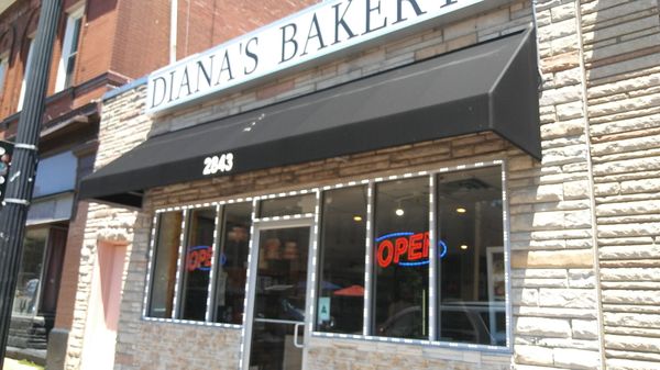 Diana's Bakery by null