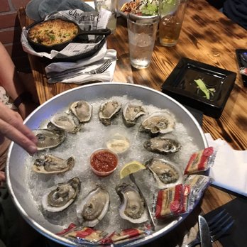 Kelly's Half Shell Pub - Raw Oysters - Irish Pub Near Me - Crystal River, Florida Kelly's Half Shell Pub - Raw Oysters - Irish Pub Near Me - Crystal River, Florida