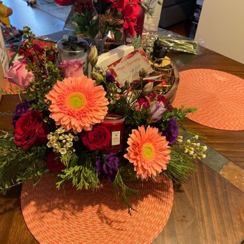 The Flower Boutique - Florists Near Me - Chatsworth, California The Flower Boutique - Florists Near Me - Chatsworth, California
