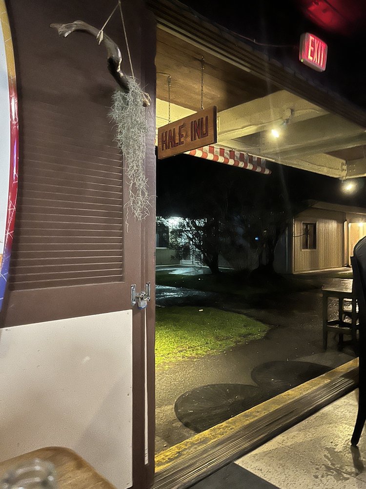 HALE INU SPORTS BAR Open for Business 10 Reviews 399 Hualani St