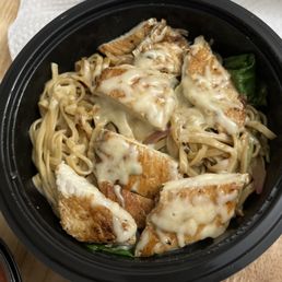 Grilled Chicken Breast with Marinara