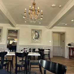 Pat's of Henderson - Dining area