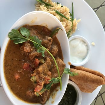 Robins Restaurant - Lamb Curry - New American Near Me - Cambria, California Robins Restaurant - Lamb Curry - New American Near Me - Cambria, California