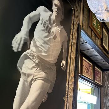 Track Town Pizza - Pizza Near Me - Eugene, Oregon