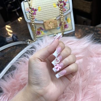 Lady Fingers Nail Spa - Nail Salons Near Me - Stafford, Texas Lady Fingers Nail Spa - Nail Salons Near Me - Stafford, Texas