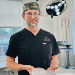 Montante Plastic Surgery & Aesthetics - Board-certified plastic surgeon Dr. Steven Montante discussing breast implant options at Montante Plastic Surgery & Aesthetics