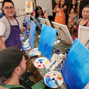 The Painters Lounge - Family enjoying their paintings! - Party & Event Planning Near Me - Phoenix, Arizona