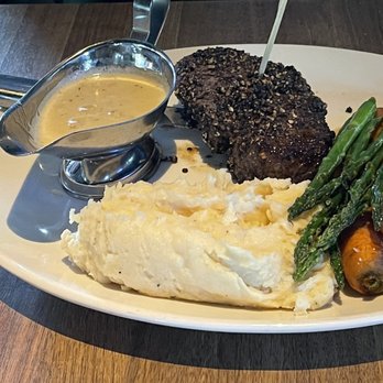 Yard House - 8oz Pepper Crusted Filet* - New American Near Me - Concord, California