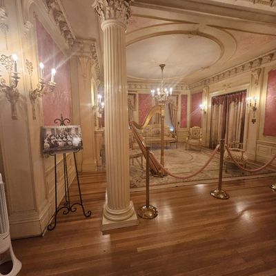 Moss Mansion Museum by null