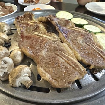 Stadium Camellia Restaurant - Kalbi - Barbeque Near Me - Honolulu, Hawaii Stadium Camellia Restaurant - Kalbi - Barbeque Near Me - Honolulu, Hawaii