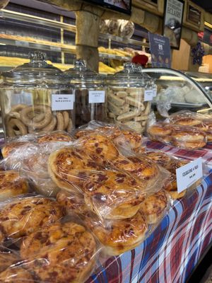 Chicago Pastry by null