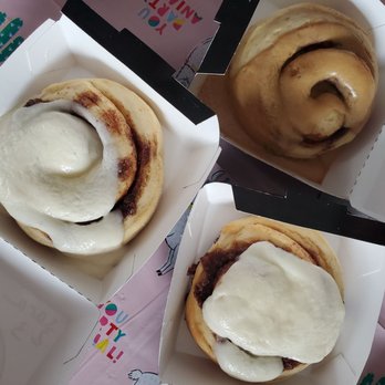 Cinnaholic - Vanilla, cream cheese, and coffee frosting cinnamon rolls (no toppings) - Bakeries Near Me - Gaithersburg, Maryland
