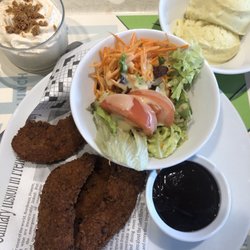 Lunch Garden - Chicken tenders (dessert speculos mousse, highly recommend)