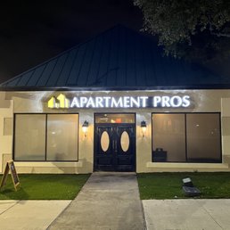 Exterior photo of Apartment Pros Apartment Locators - San Marcos, Texas Exterior photo of Apartment Pros Apartment Locators - San Marcos, Texas