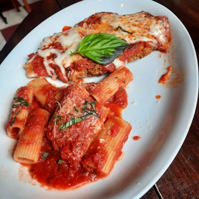 B.B. Italia Bistro & Bar by null