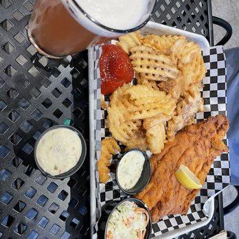 Bar Harbor Beer Works - Fish and chips haddock dinner with blueberry beer - Sandwiches Near Me - Bar Harbor, Maine Bar Harbor Beer Works - Fish and chips haddock dinner with blueberry beer - Sandwiches Near Me - Bar Harbor, Maine